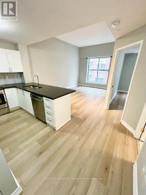 307 - 4198 Dundas Street W, Toronto, Ontario  M8X 1Y6 - Photo 3 - W12765742