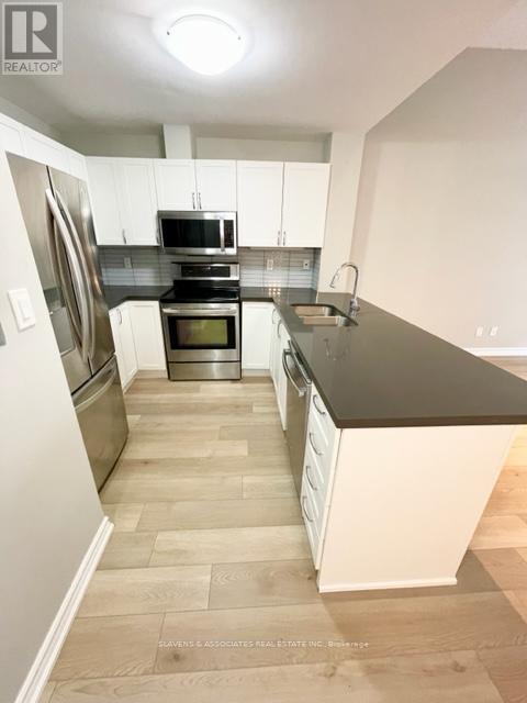 307 - 4198 Dundas Street W, Toronto, Ontario  M8X 1Y6 - Photo 4 - W12765742