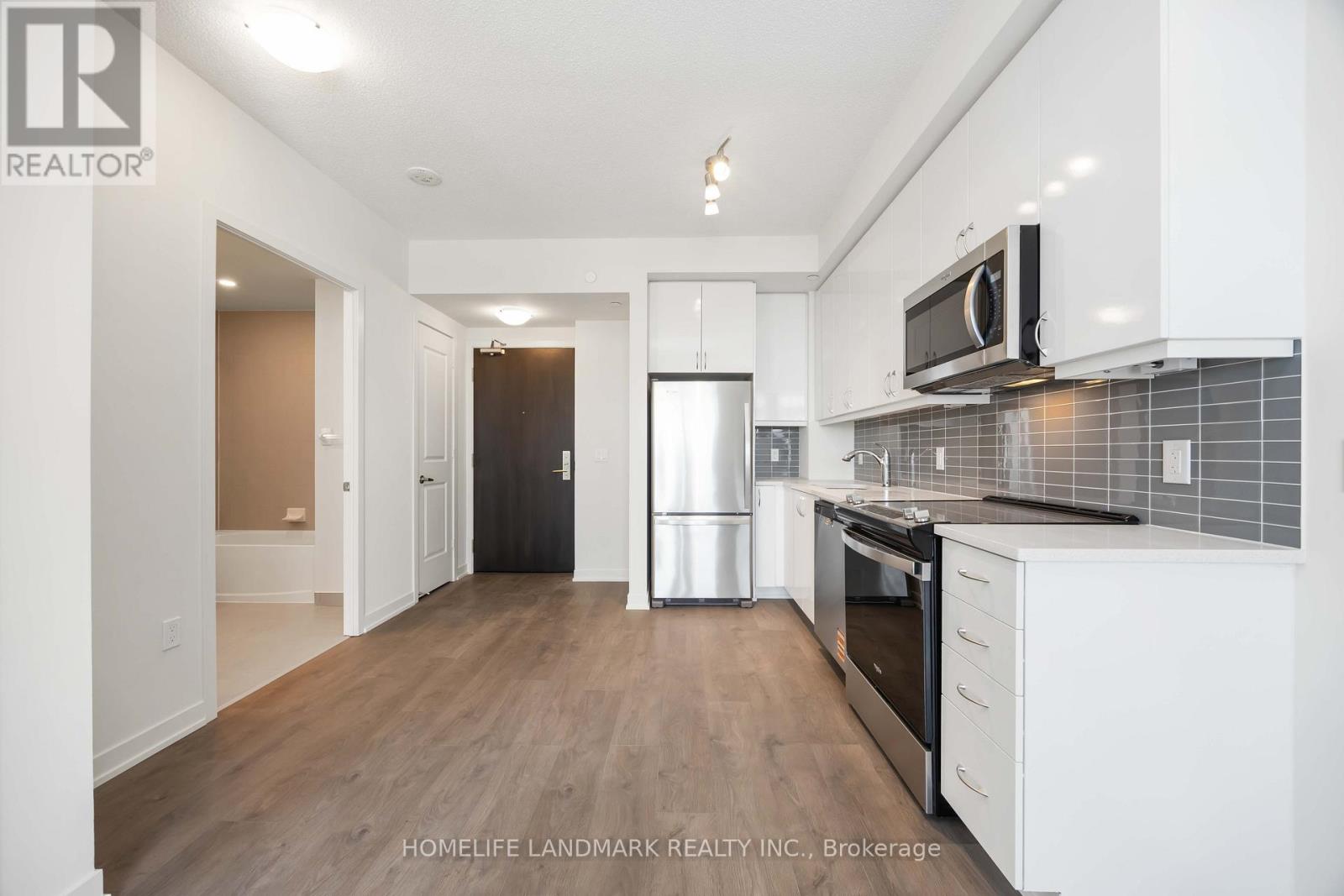 3610 - 38 Annie Craig Drive, Toronto, Ontario  M8V 0G9 - Photo 8 - W12765760