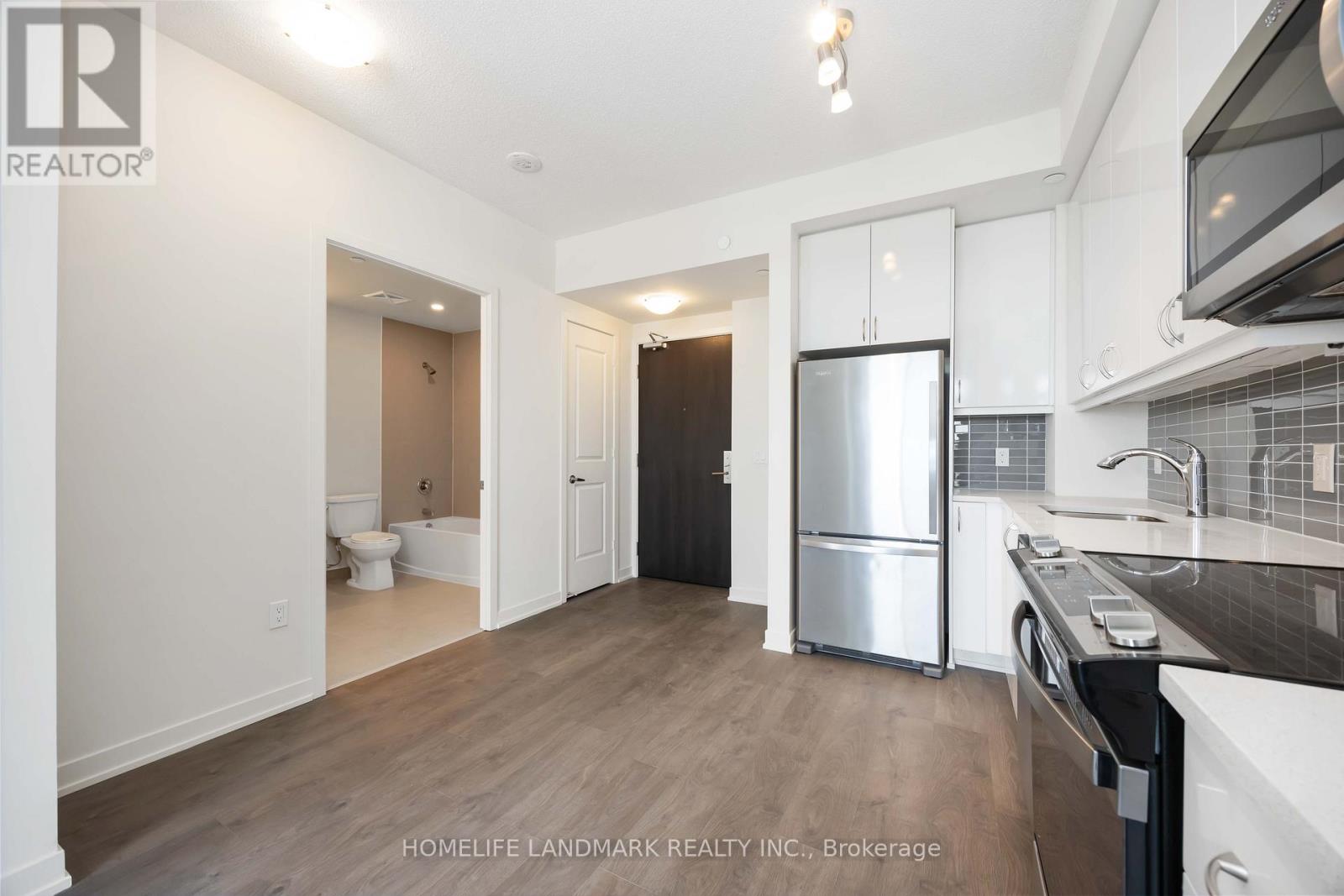 3610 - 38 Annie Craig Drive, Toronto, Ontario  M8V 0G9 - Photo 9 - W12765760