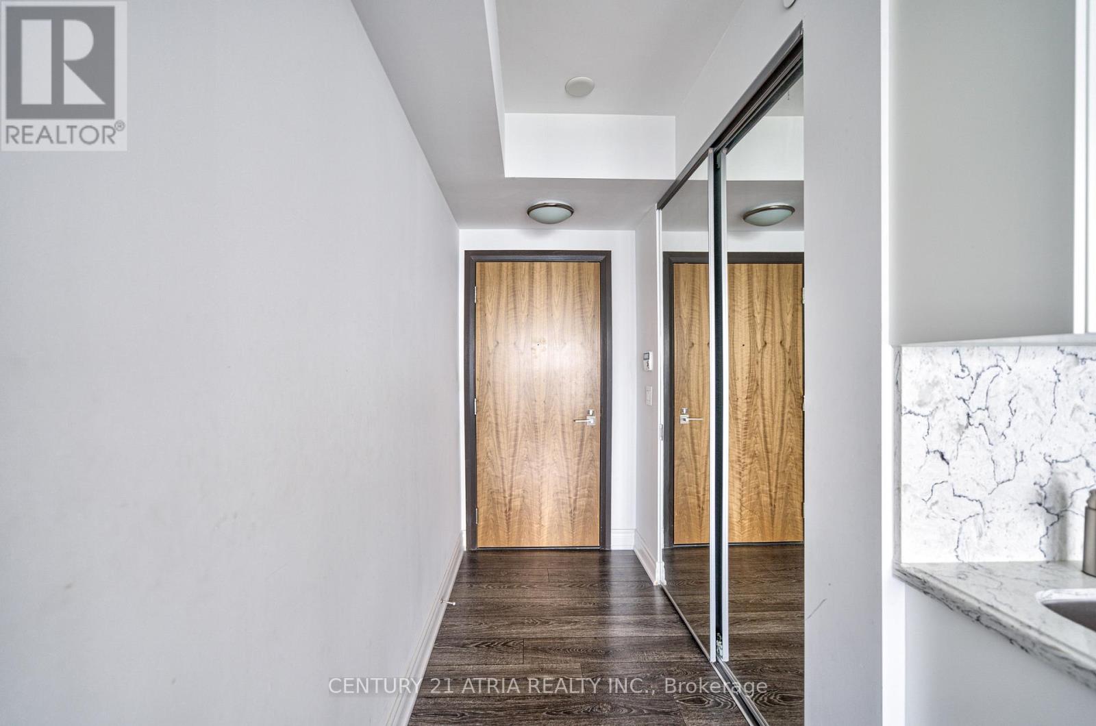 3210 - 36 Park Lawn Road, Toronto (Mimico), Ontario  M8Y 0E5 - Photo 7 - W12765778