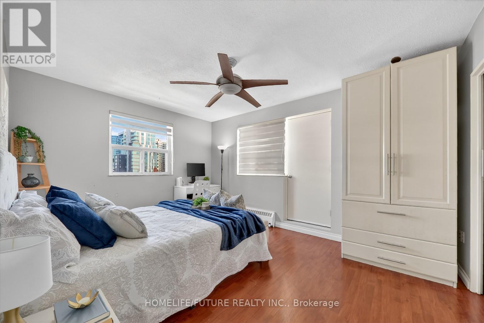 704 - 15 Elizabeth Street N, Mississauga (Port Credit), Ontario  L5G 2Z3 - Photo 26 - W12765792