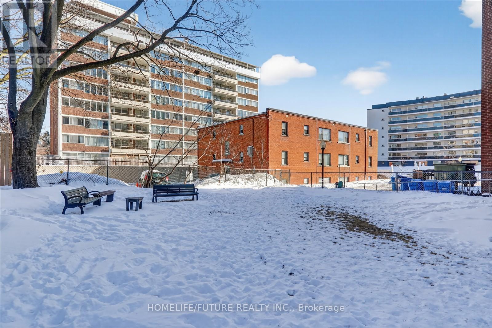 704 - 15 Elizabeth Street N, Mississauga (Port Credit), Ontario  L5G 2Z3 - Photo 33 - W12765792