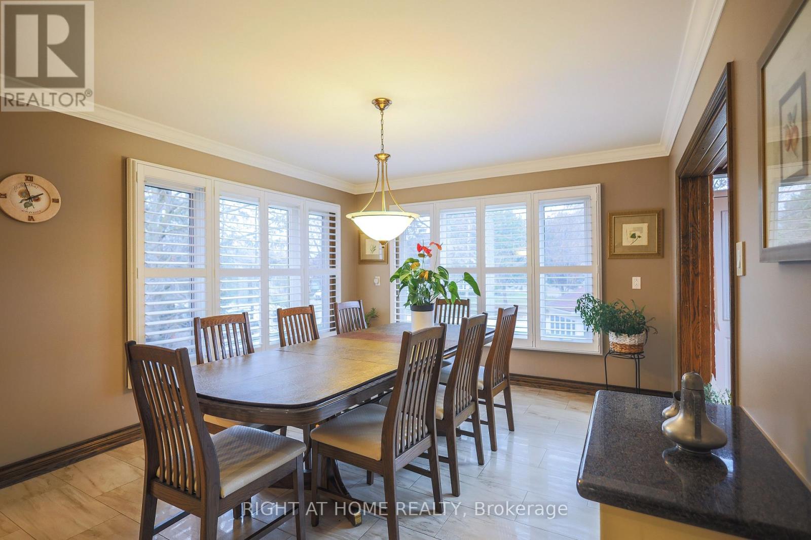 1827 Folkway Drive, Mississauga (Erin Mills), Ontario  L5L 2X1 - Photo 13 - W12765802