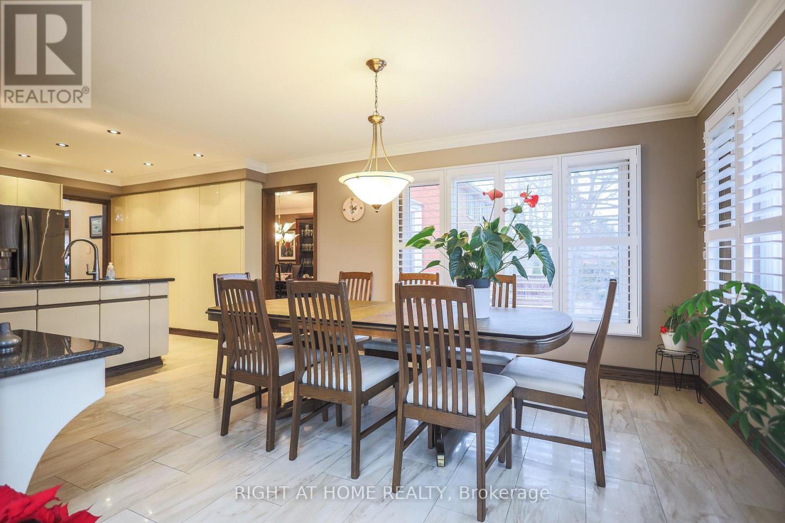 1827 Folkway Drive, Mississauga (Erin Mills), Ontario  L5L 2X1 - Photo 14 - W12765802