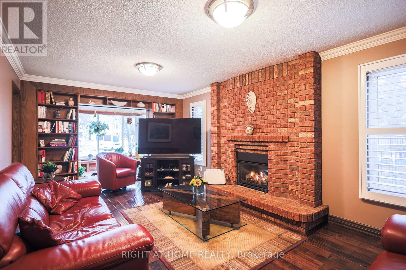 1827 Folkway Drive, Mississauga (Erin Mills), Ontario  L5L 2X1 - Photo 16 - W12765802