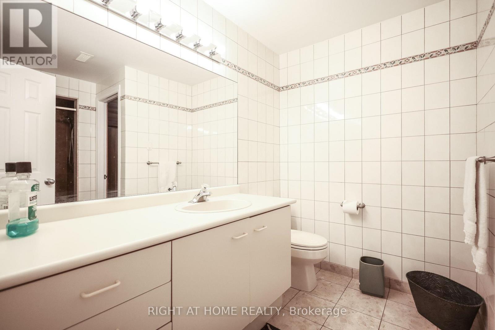 1827 Folkway Drive, Mississauga (Erin Mills), Ontario  L5L 2X1 - Photo 38 - W12765802