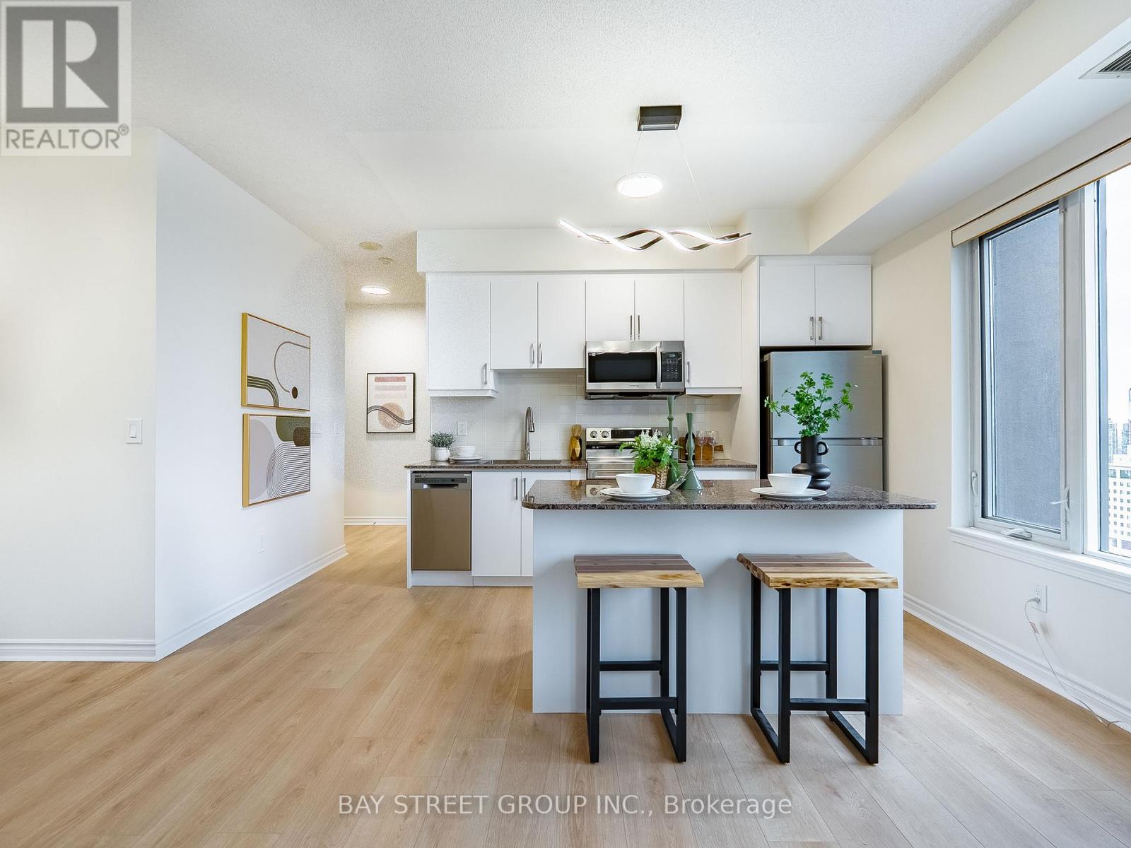 2308 - 385 Prince Of Wales Drive, Mississauga, Ontario  L5B 0C6 - Photo 17 - W12765810