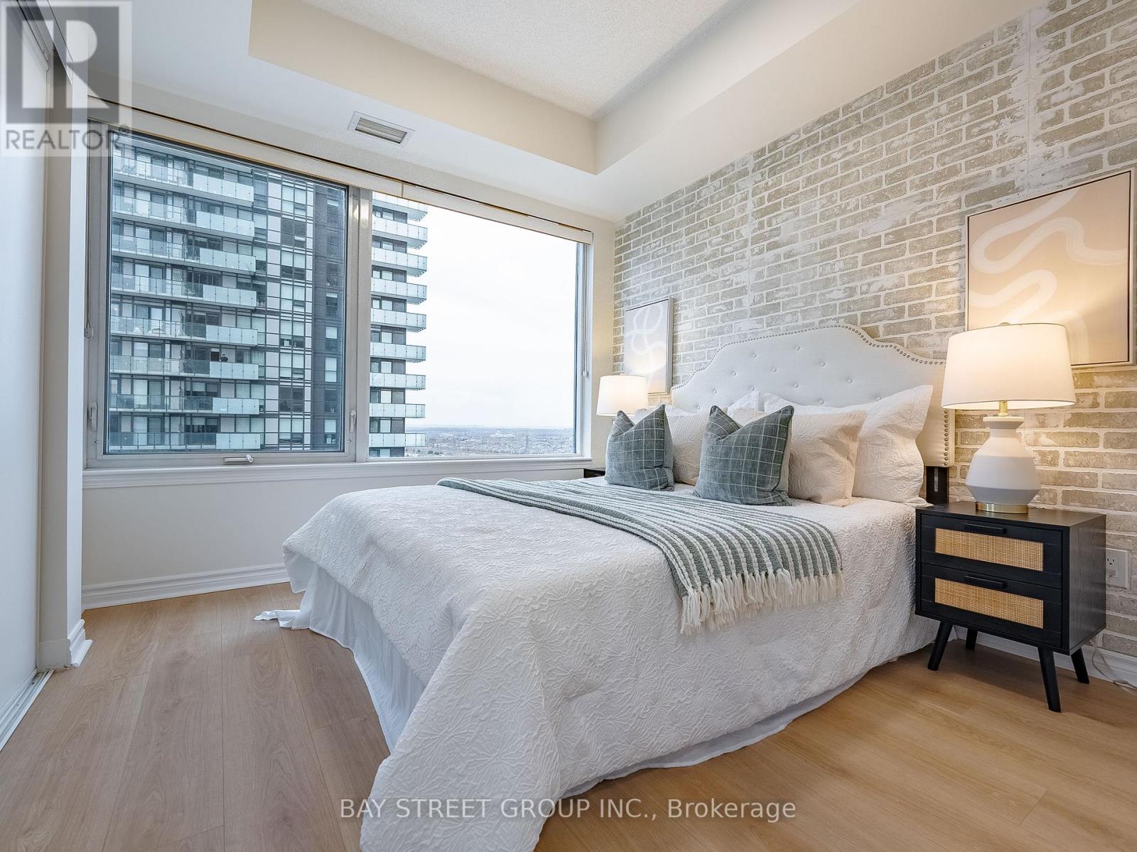 2308 - 385 Prince Of Wales Drive, Mississauga, Ontario  L5B 0C6 - Photo 18 - W12765810