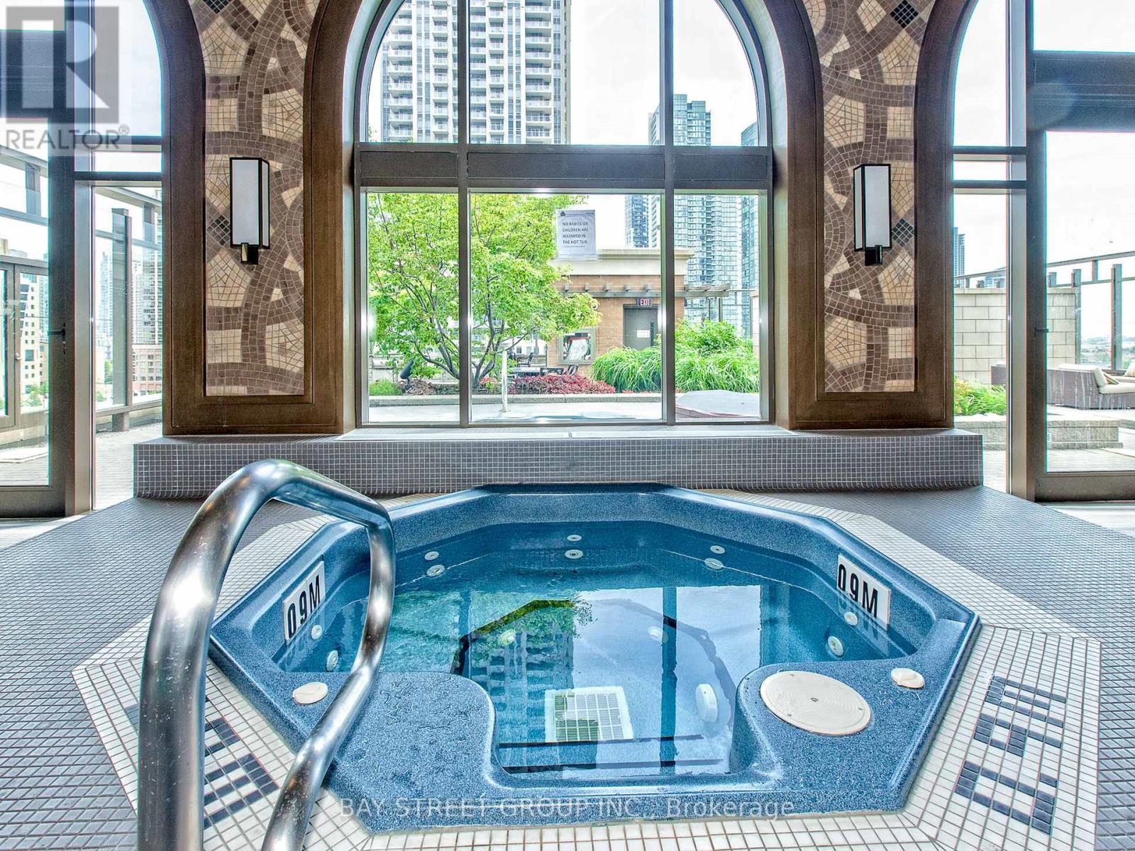 2308 - 385 Prince Of Wales Drive, Mississauga, Ontario  L5B 0C6 - Photo 28 - W12765810