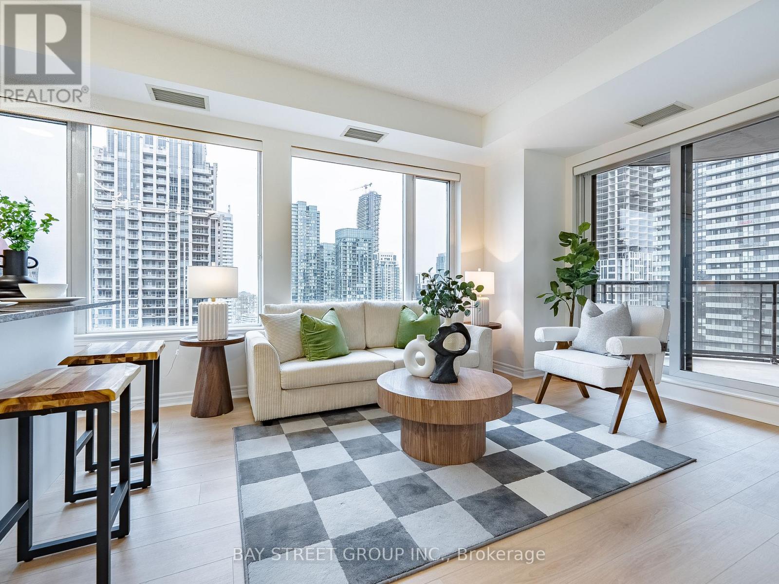 2308 - 385 Prince Of Wales Drive, Mississauga, Ontario  L5B 0C6 - Photo 9 - W12765810