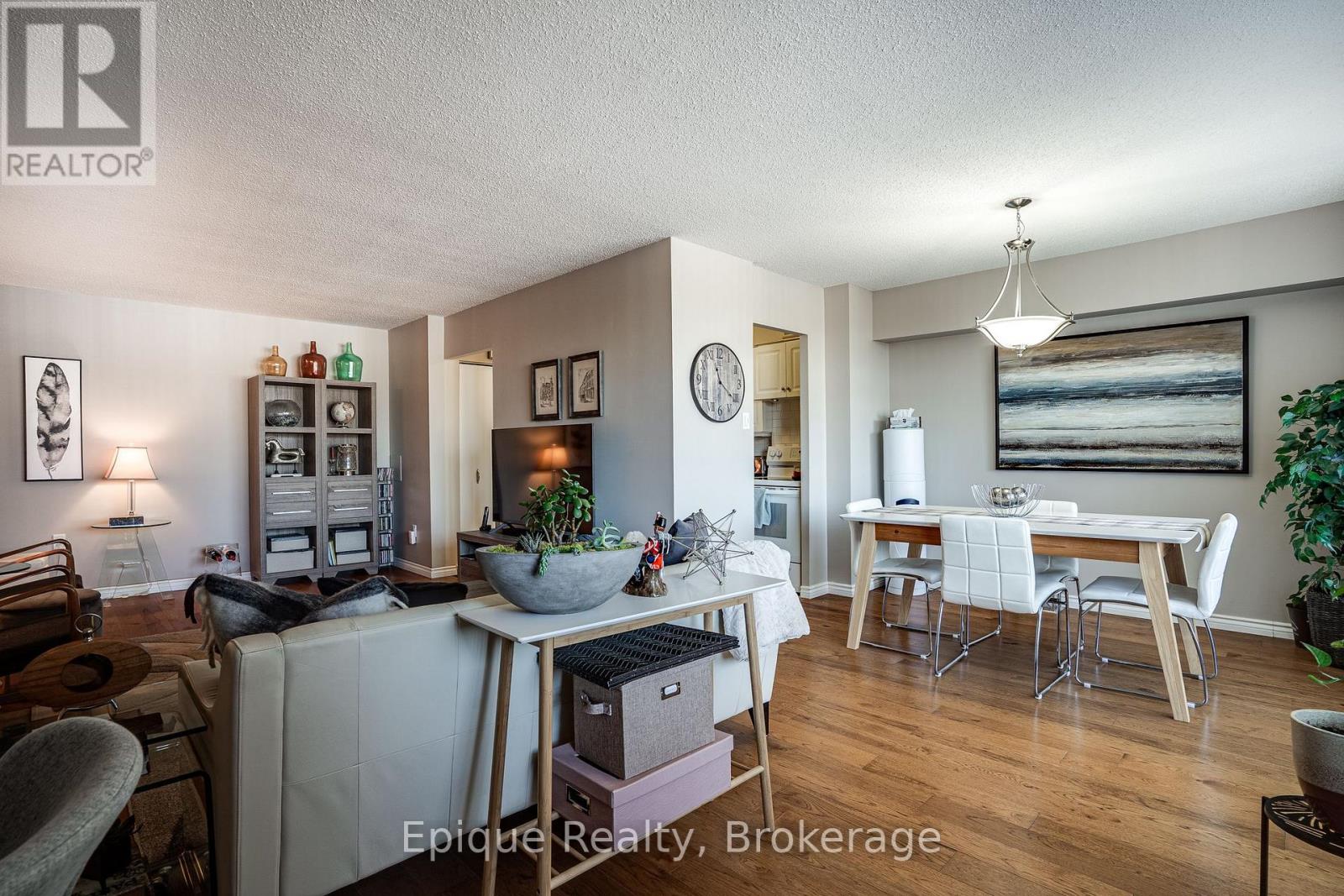 409 - 2055 Upper Middle Road, Burlington, Ontario  L7P 3P4 - Photo 10 - W12765824