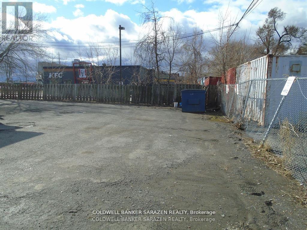 908-912 St. Laurent Boulevard N, Ottawa, Ontario  K1K 3B3 - Photo 21 - X12762618