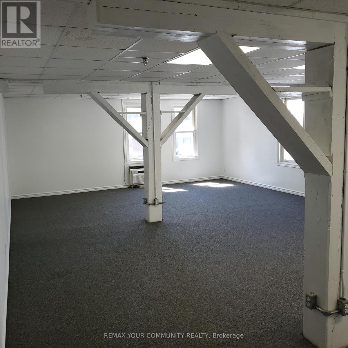 208 - 172 MAIN STREET, Prince Edward County, Ontario