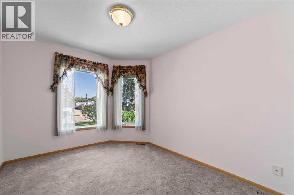 5406 62 Street, Camrose, Alberta  T4V 4H3 - Photo 20 - A2251836