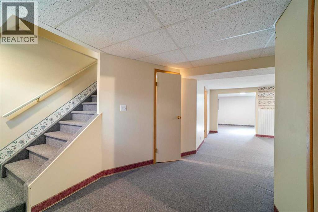 5406 62 Street, Camrose, Alberta  T4V 4H3 - Photo 22 - A2251836