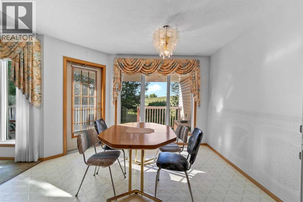 5406 62 Street, Camrose, Alberta  T4V 4H3 - Photo 8 - A2251836