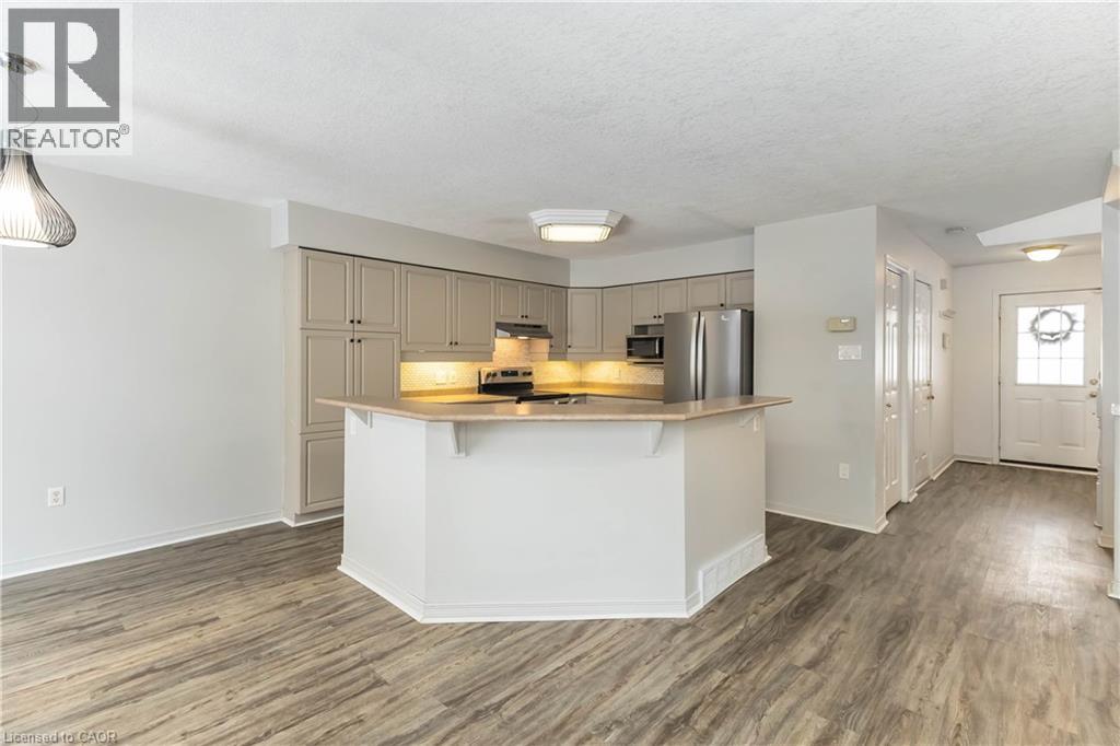 21 Axford Parkway, St. Thomas, Ontario  N5R 6E6 - Photo 5 - 40801281