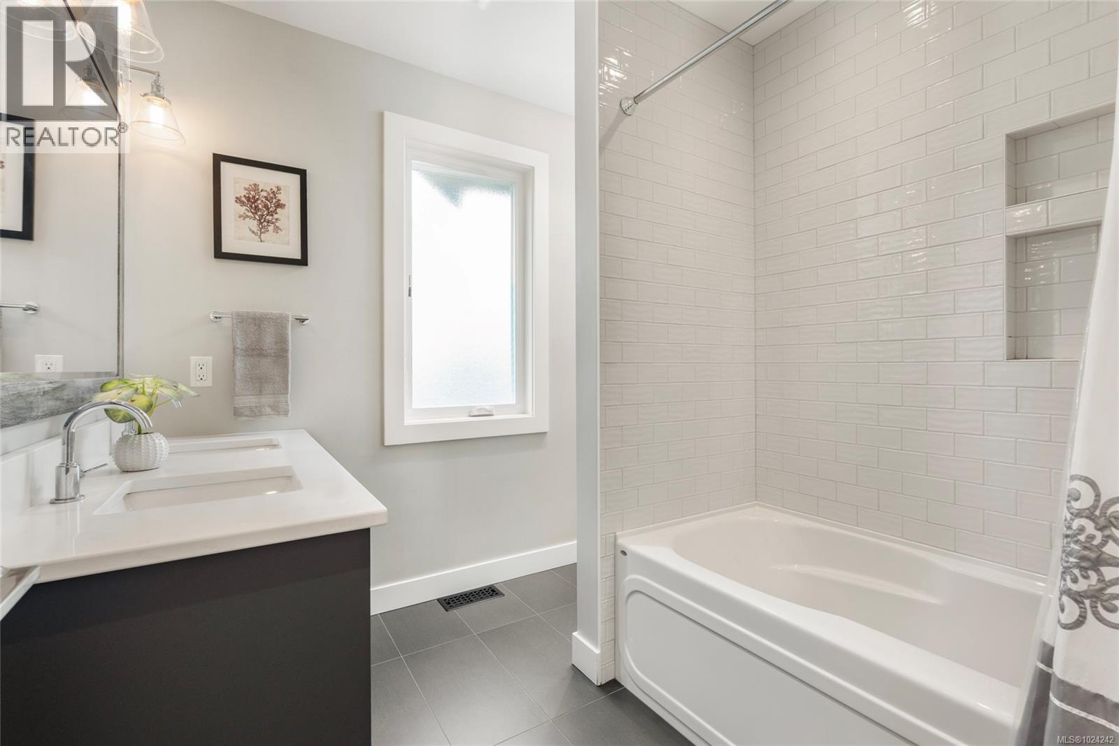 2051 Hampshire Rd, Oak Bay, British Columbia  V8R 5V2 - Photo 23 - 1024242