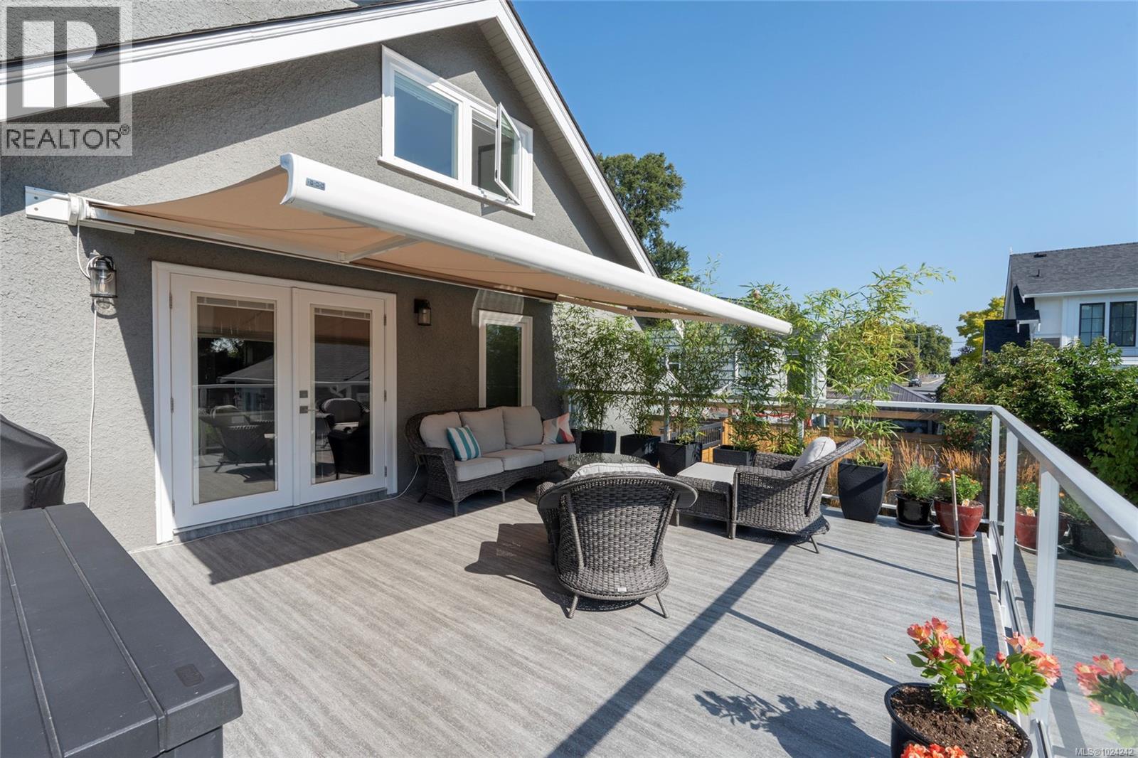 2051 Hampshire Rd, Oak Bay, British Columbia  V8R 5V2 - Photo 46 - 1024242