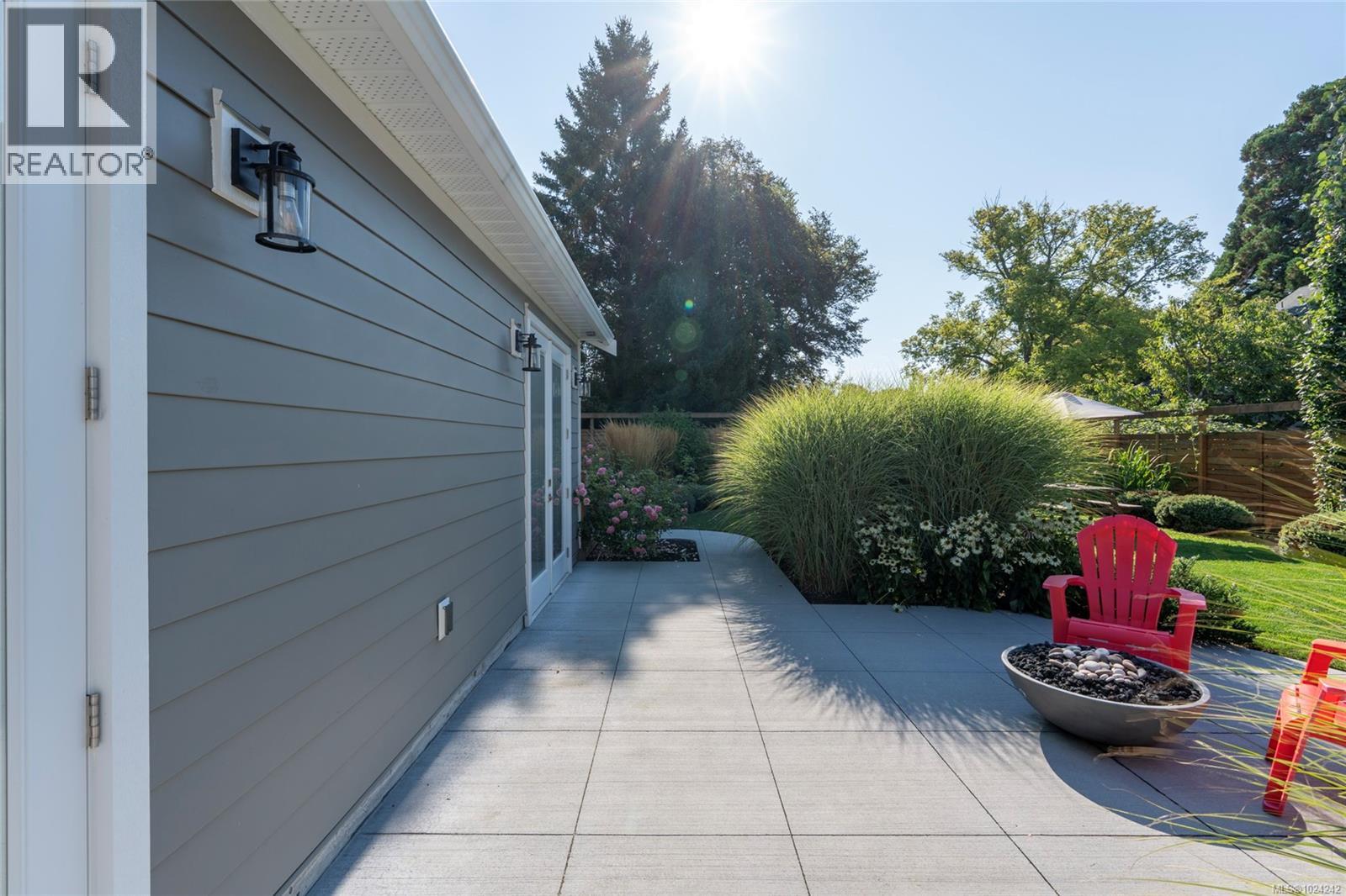 2051 Hampshire Rd, Oak Bay, British Columbia  V8R 5V2 - Photo 60 - 1024242