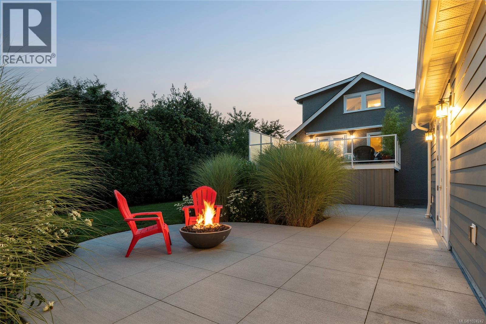 2051 Hampshire Rd, Oak Bay, British Columbia  V8R 5V2 - Photo 83 - 1024242