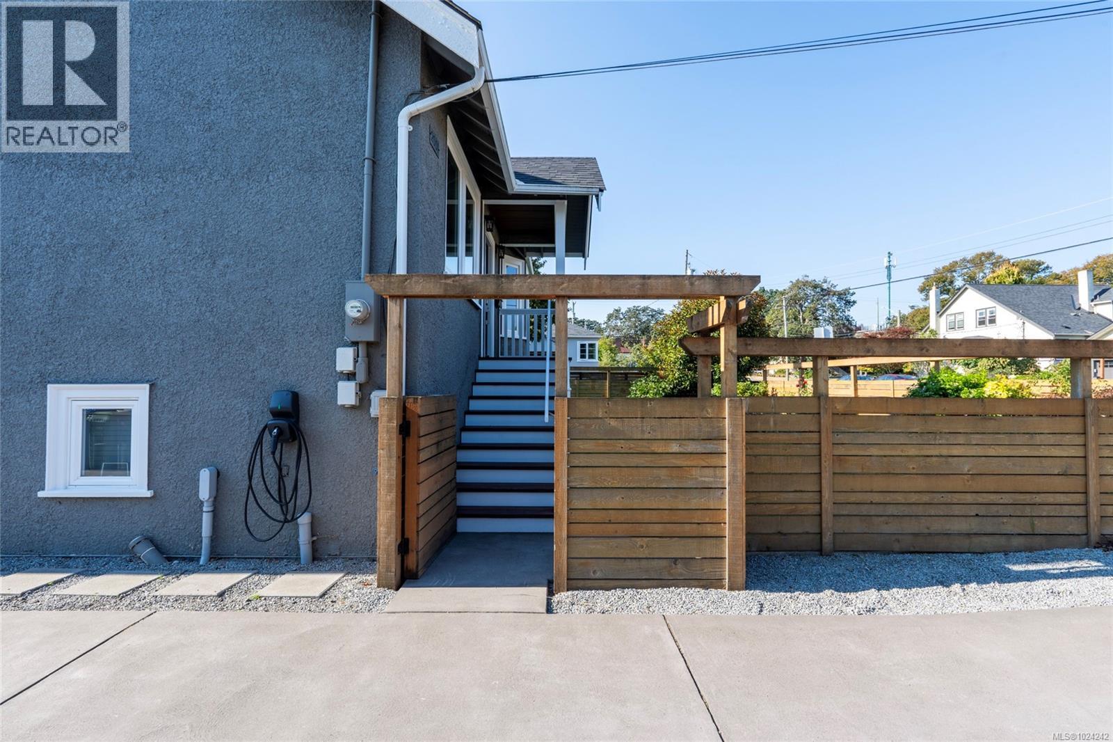 2051 Hampshire Rd, Oak Bay, British Columbia  V8R 5V2 - Photo 80 - 1024242