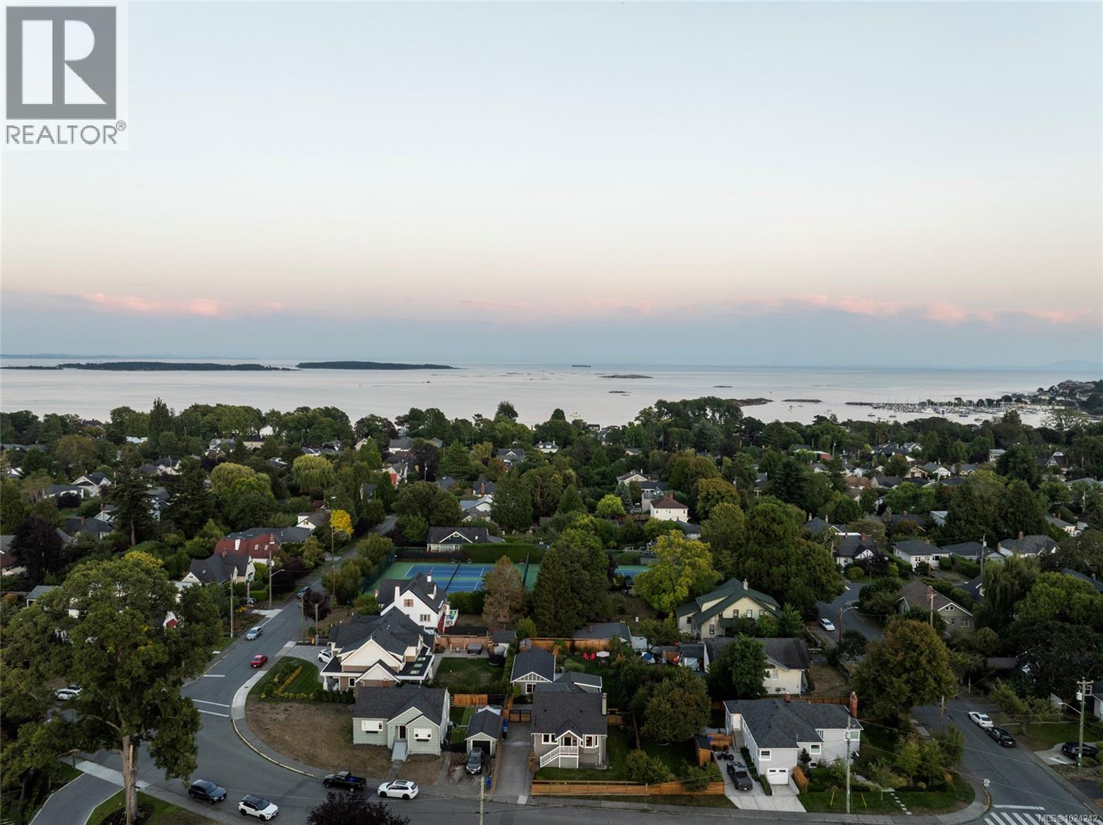 2051 Hampshire Rd, Oak Bay, British Columbia  V8R 5V2 - Photo 81 - 1024242