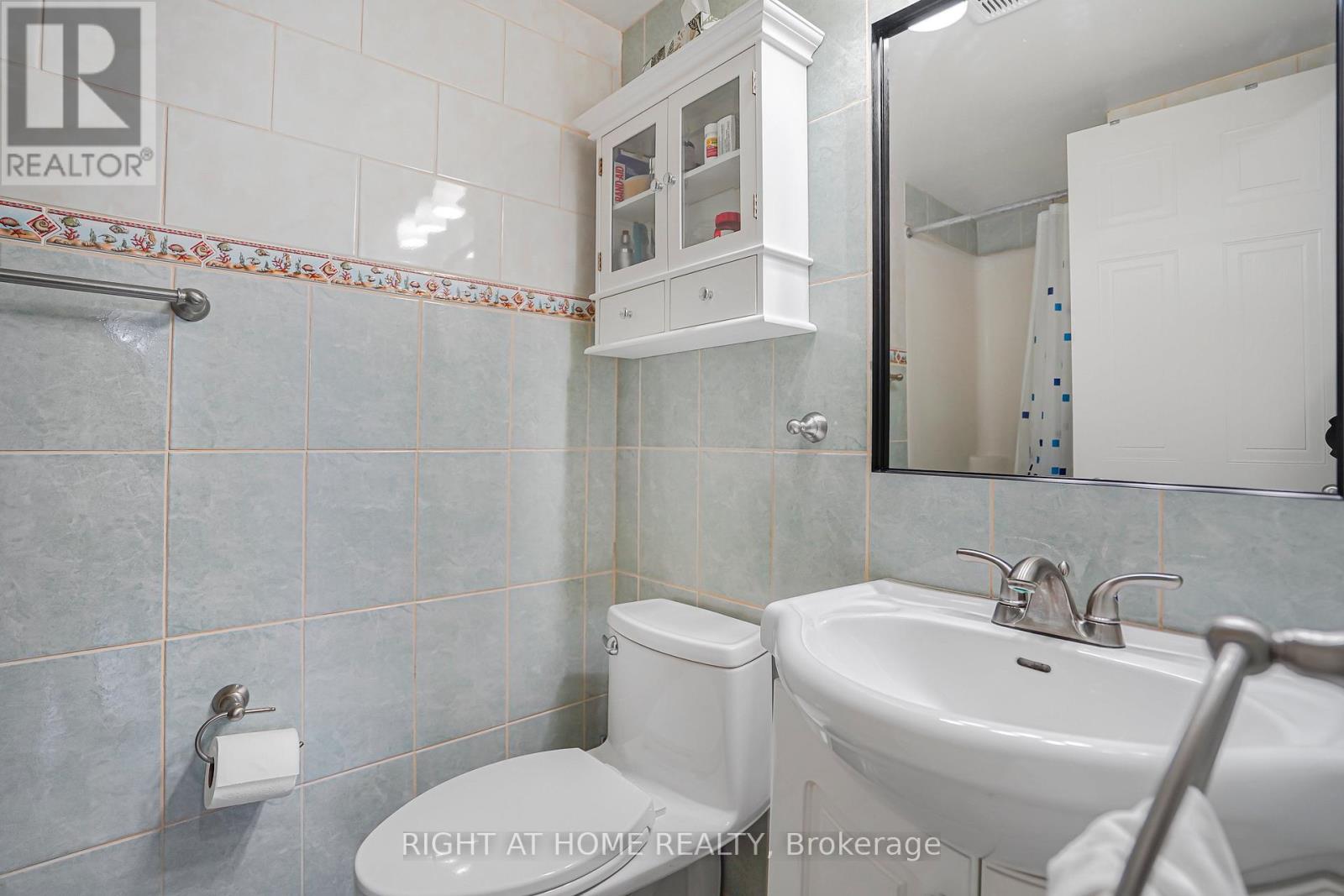 203 - 18 Holborn Court, Kitchener, Ontario  N2A 4A1 - Photo 12 - X12765620