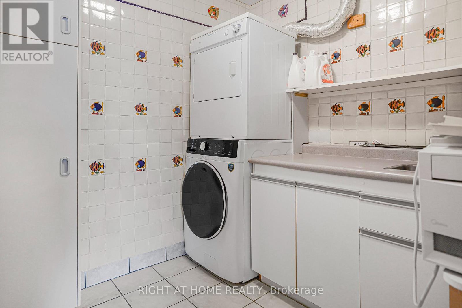 203 - 18 Holborn Court, Kitchener, Ontario  N2A 4A1 - Photo 18 - X12765620