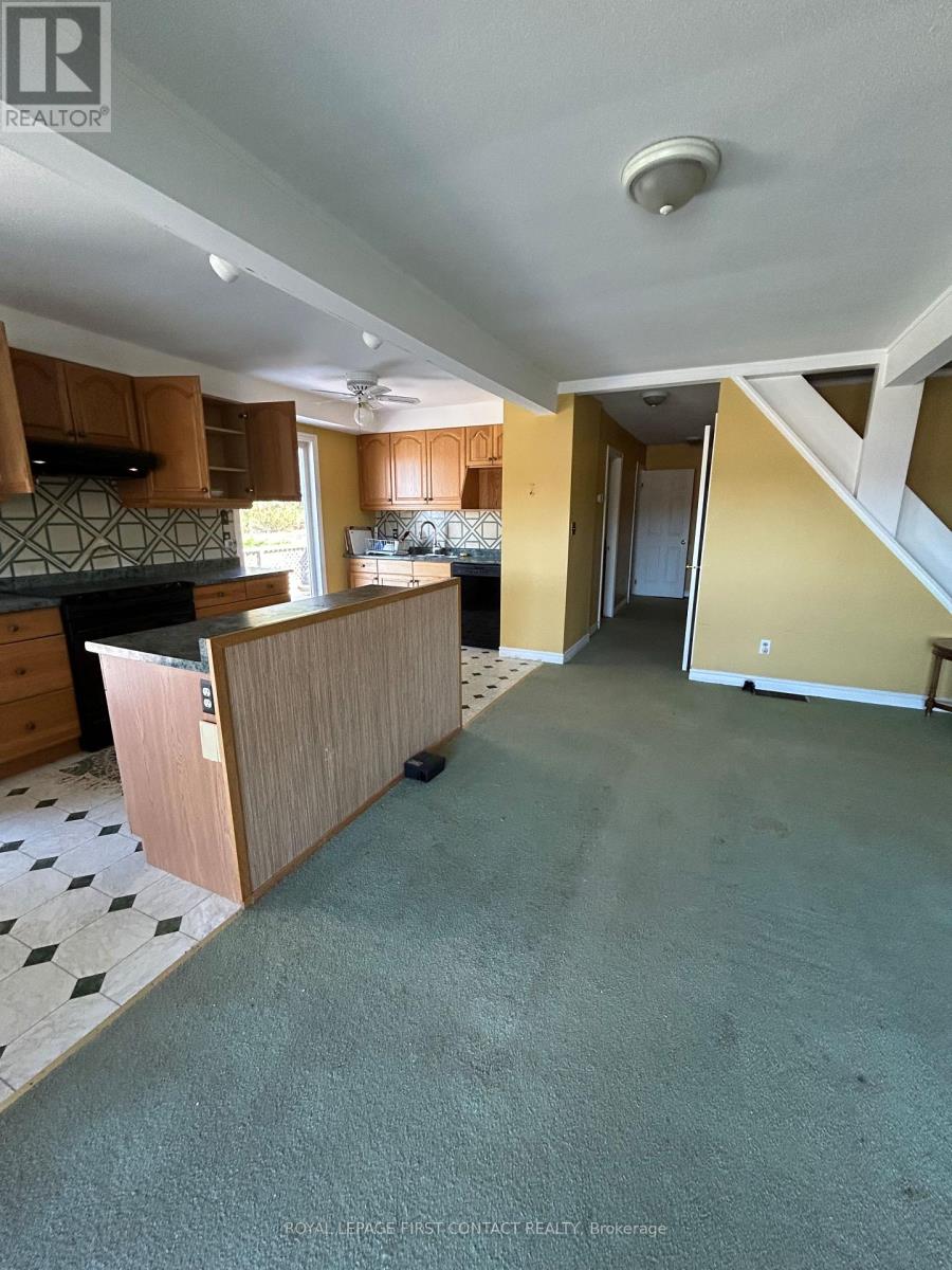 16 Leisure Lane, Kawartha Lakes (Fenelon), Ontario  K9V 4R1 - Photo 23 - X12765646