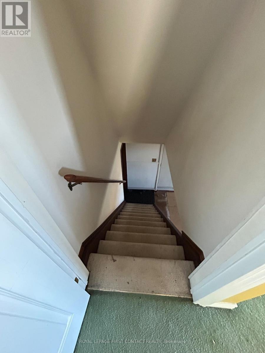 16 Leisure Lane, Kawartha Lakes (Fenelon), Ontario  K9V 4R1 - Photo 31 - X12765646