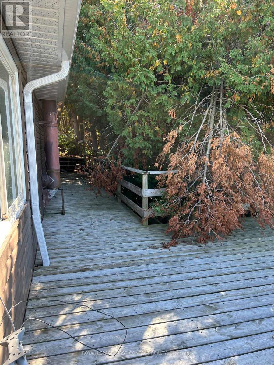 16 Leisure Lane, Kawartha Lakes (Fenelon), Ontario  K9V 4R1 - Photo 7 - X12765646