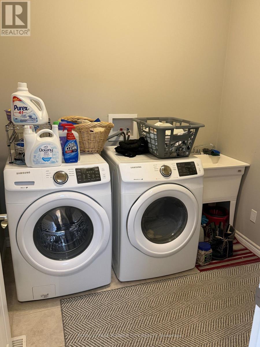 Upper Level - 406 Sophia Crescent, London North, Ontario  N6G 0T4 - Photo 6 - X12765820