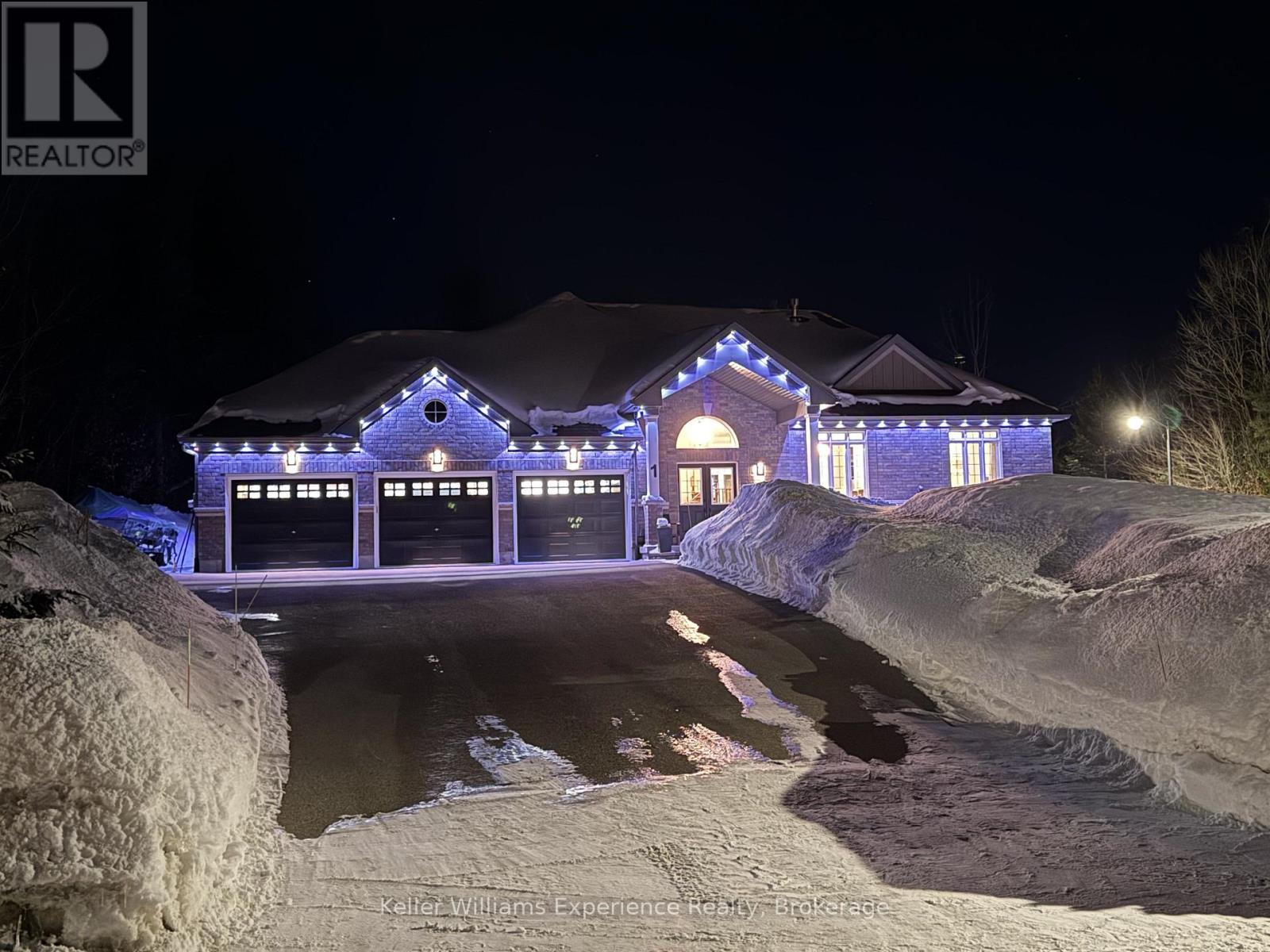 1 Topaz Court, Oro-Medonte, Ontario  L0L 2E0 - Photo 2 - S12695610