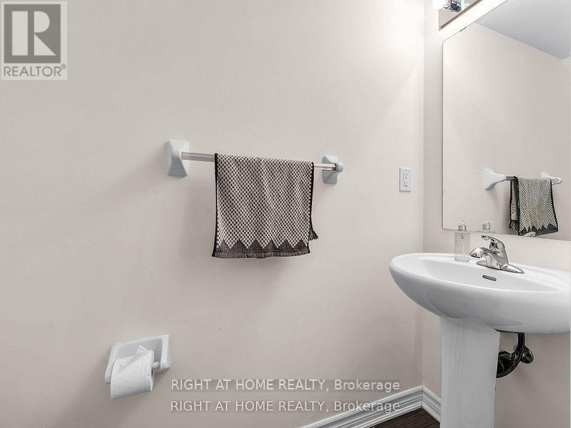 22 Coneflower Crescent, Toronto, Ontario  M2R 0A5 - Photo 20 - C12658304