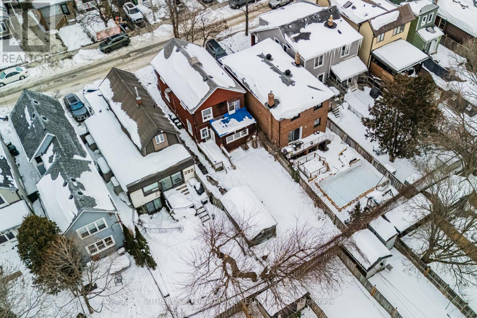 57 Westwood Avenue, Toronto, Ontario  M4K 2A7 - Photo 10 - E12632770