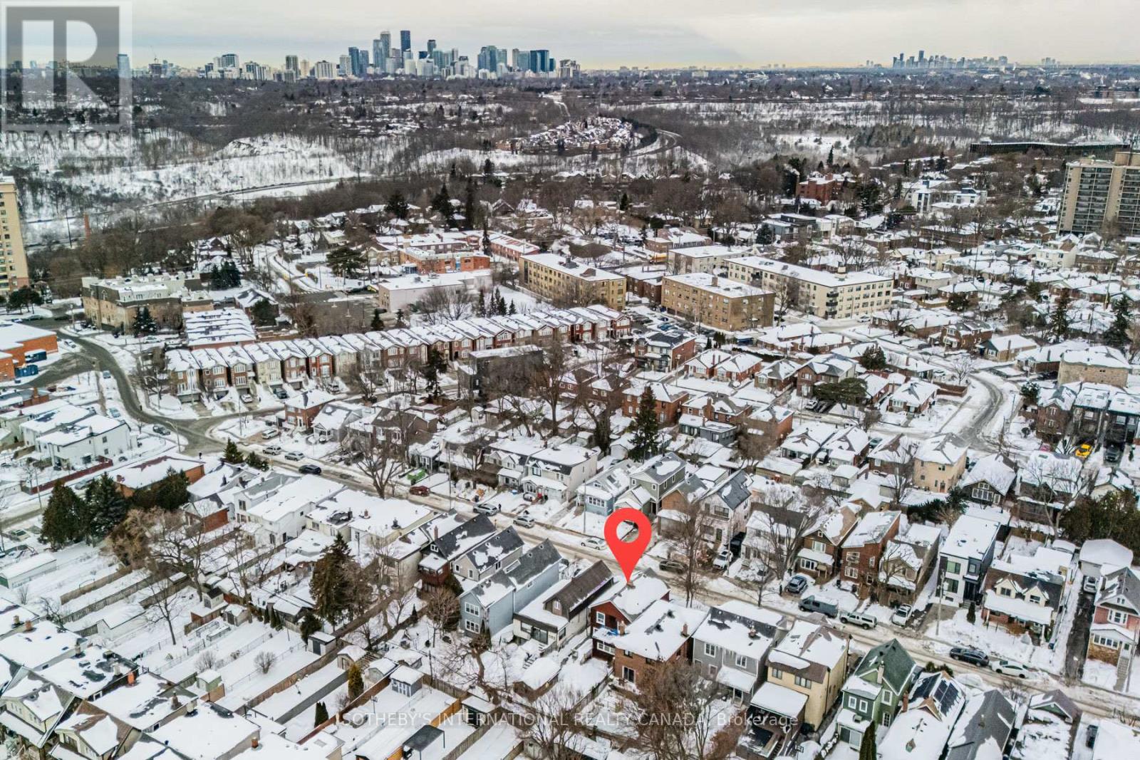 57 Westwood Avenue, Toronto, Ontario  M4K 2A7 - Photo 3 - E12632770