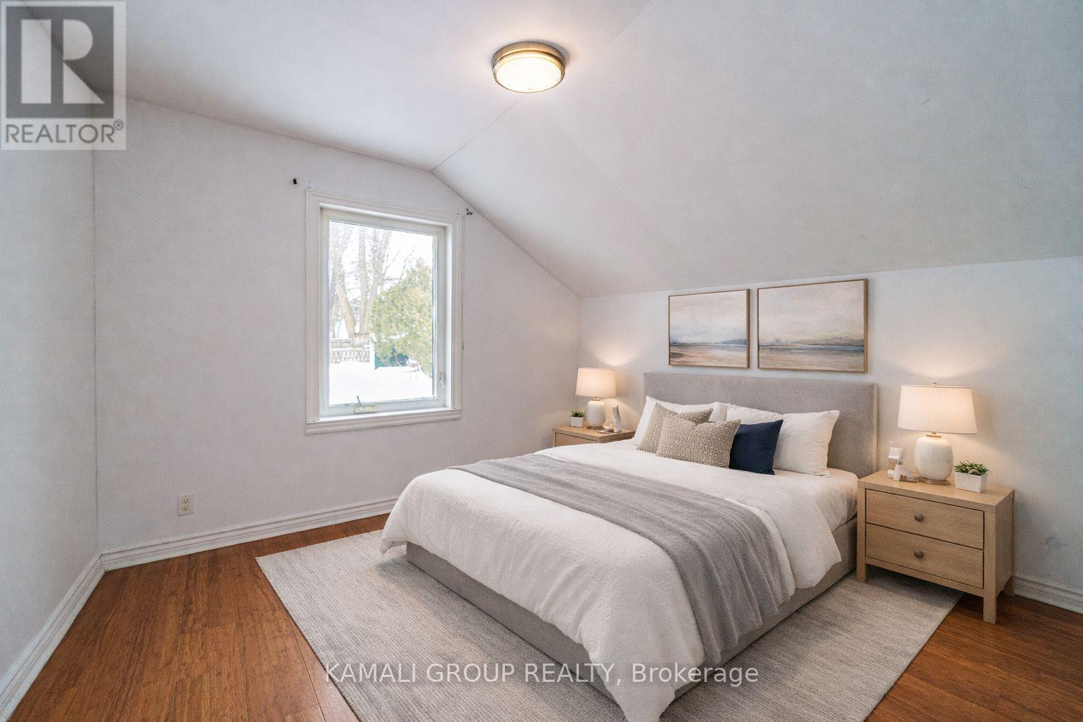 Main - 46 Centre Street E, Richmond Hill, Ontario  L4C 1A4 - Photo 10 - N12701178