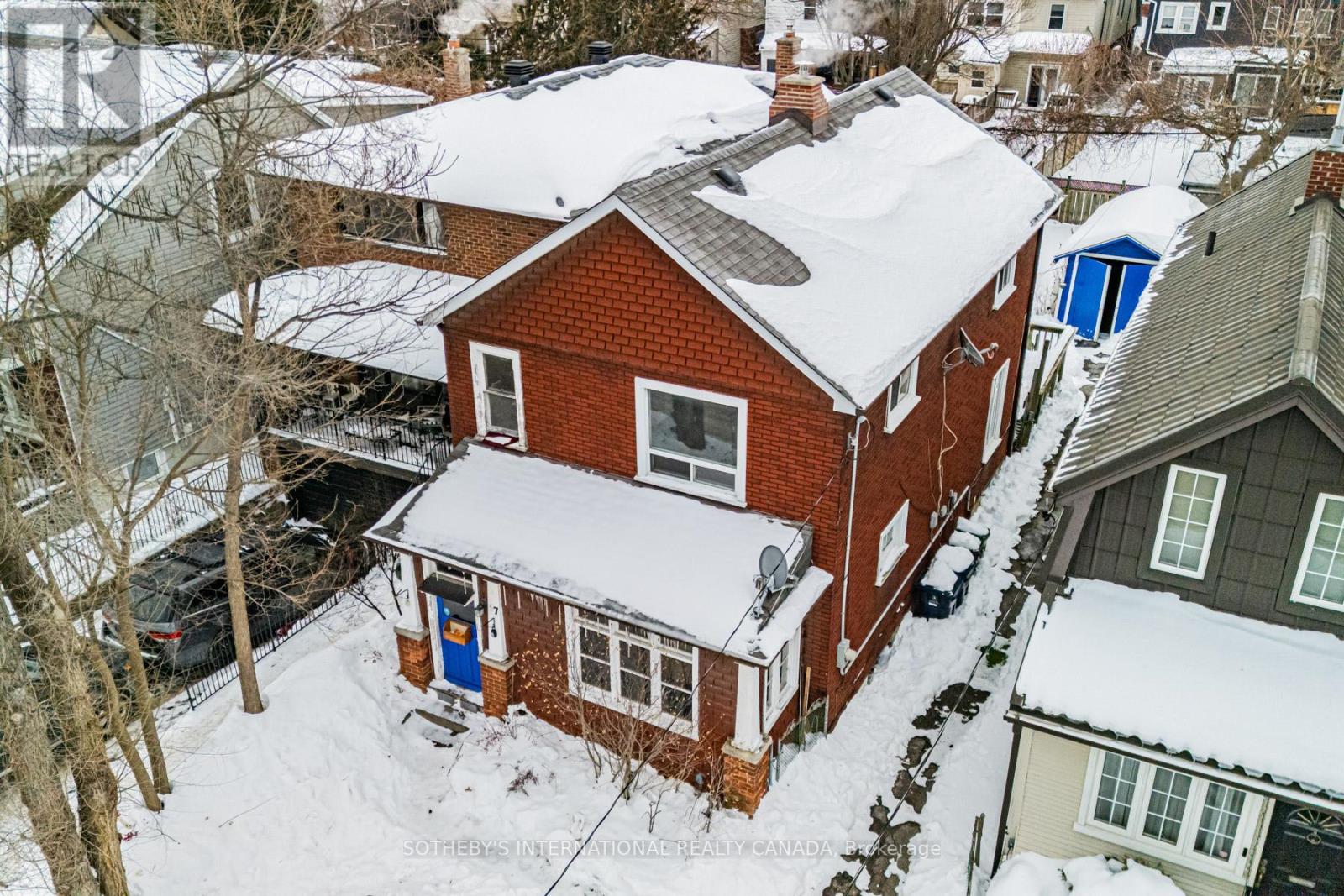 57 Westwood Avenue, Toronto, Ontario  M4K 2A7 - Photo 4 - E12632770