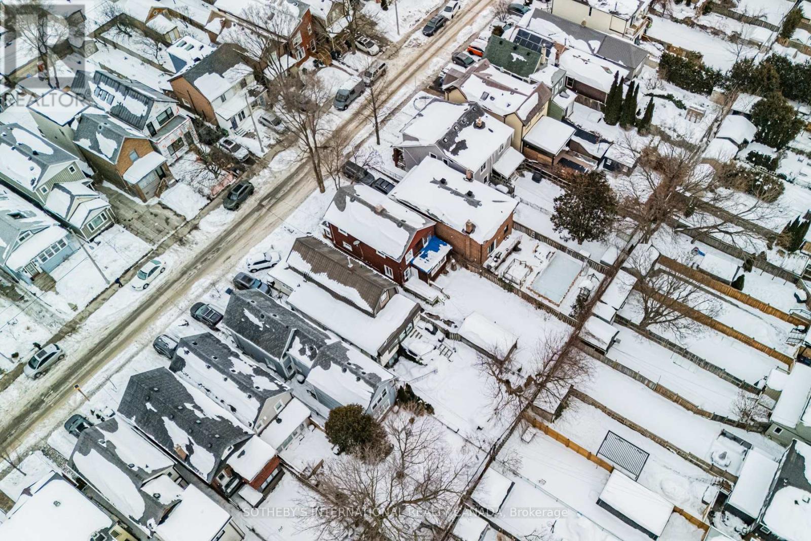 57 Westwood Avenue, Toronto, Ontario  M4K 2A7 - Photo 8 - E12632770