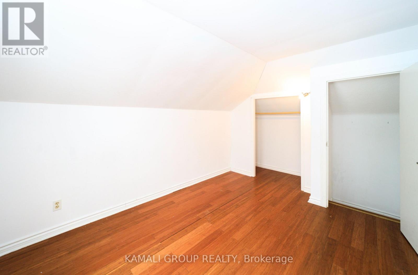 Main - 46 Centre Street E, Richmond Hill, Ontario  L4C 1A4 - Photo 12 - N12701178