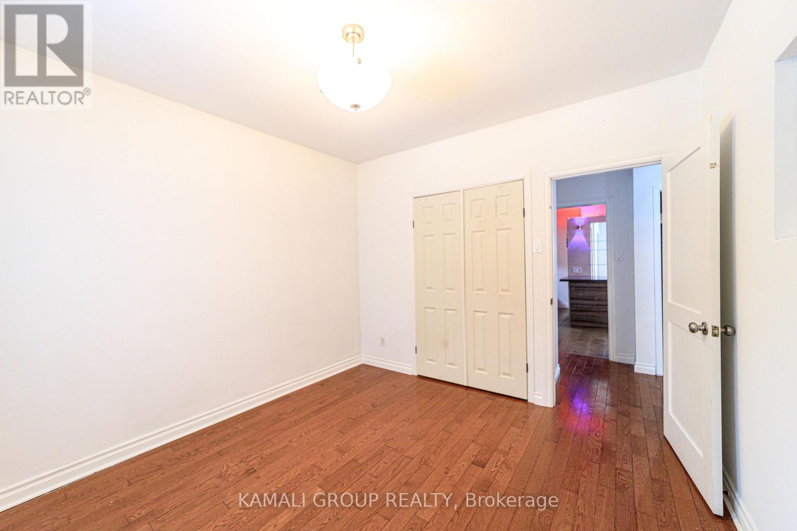 Main - 46 Centre Street E, Richmond Hill, Ontario  L4C 1A4 - Photo 15 - N12701178