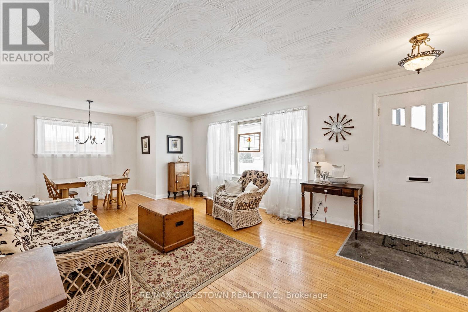 55 Davidson Street, Barrie, Ontario  L4M 3S1 - Photo 5 - S12759864