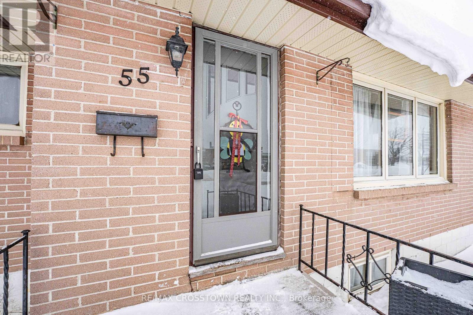 55 Davidson Street, Barrie, Ontario  L4M 3S1 - Photo 3 - S12759864