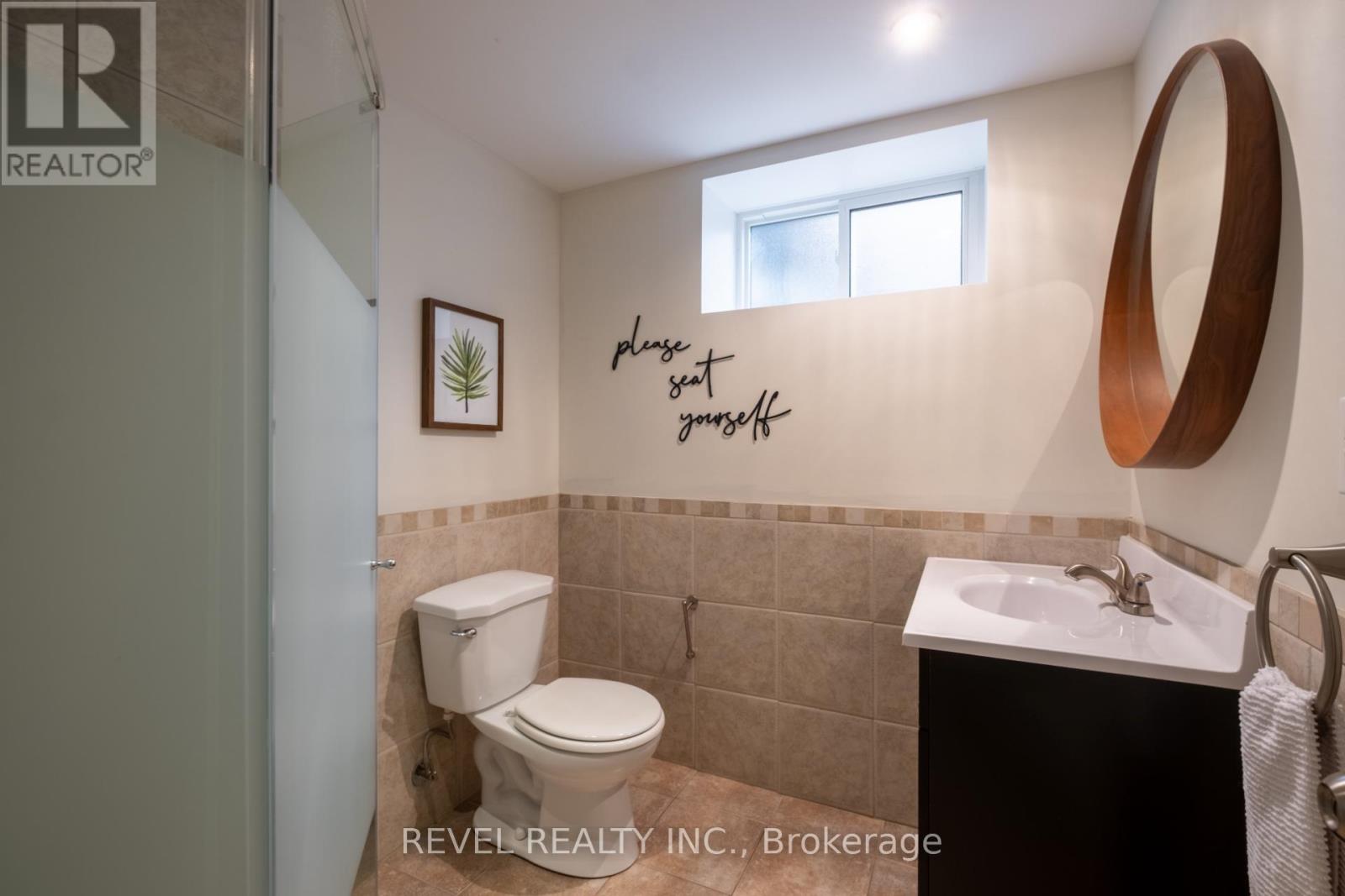 134 Fairwood Place W, Burlington, Ontario  L7T 4B6 - Photo 40 - W12765254