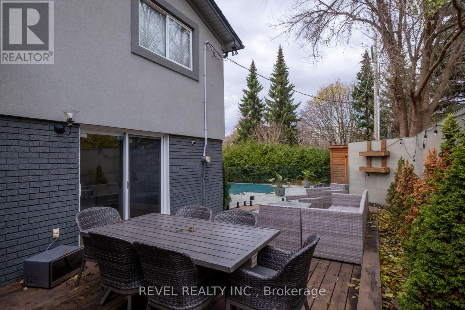 134 Fairwood Place W, Burlington, Ontario  L7T 4B6 - Photo 42 - W12765254