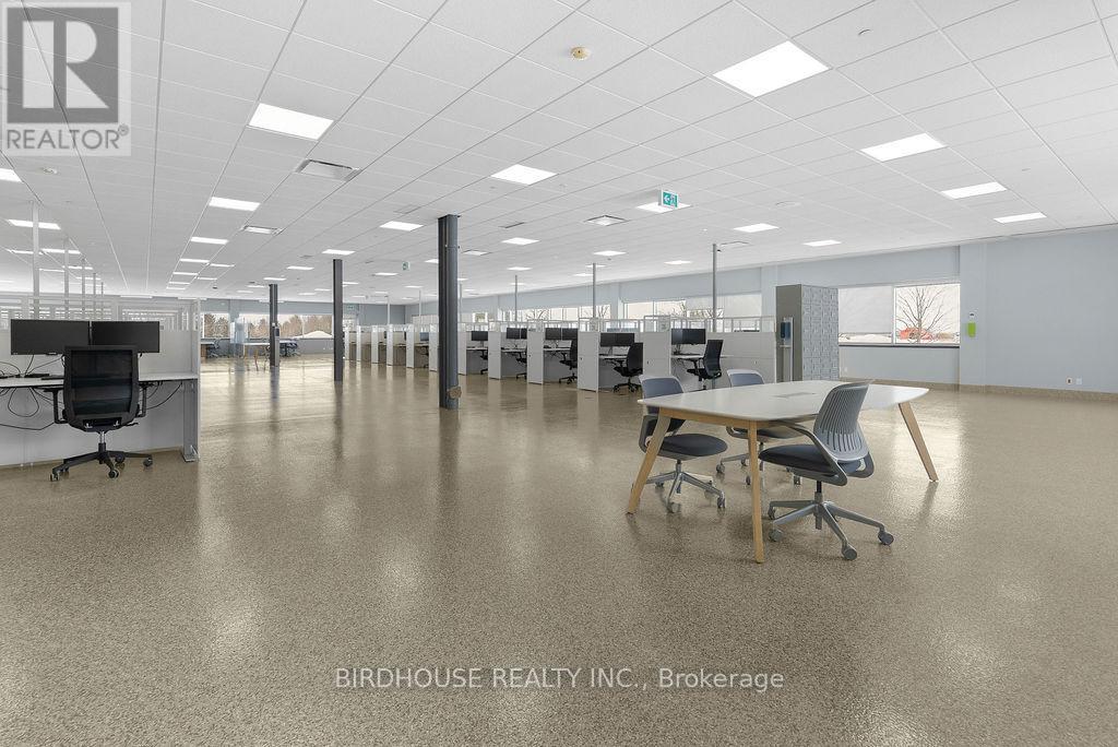 9000 Sq Ft - 336 Angeline Street S, Kawartha Lakes, Ontario  K9V 0J8 - Photo 13 - X12765914