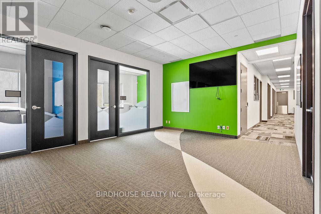 2300 Sq Ft - 336 Angeline Street S, Kawartha Lakes, Ontario  K9V 0J8 - Photo 6 - X12765942