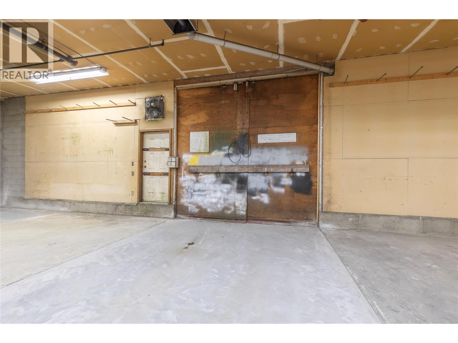 6248 Pleasant Valley Road, Vernon, British Columbia  V1B 3R3 - Photo 26 - 10373501